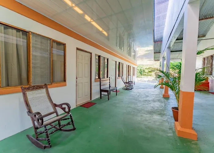 Bed and breakfast El Cocobolo Food&rest 5 Wifi Ac Pkg Free Swimmingpool