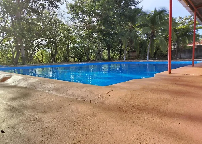 El Cocobolo Food&rest 5 Wifi Ac Pkg Free Swimmingpool Bed and breakfast